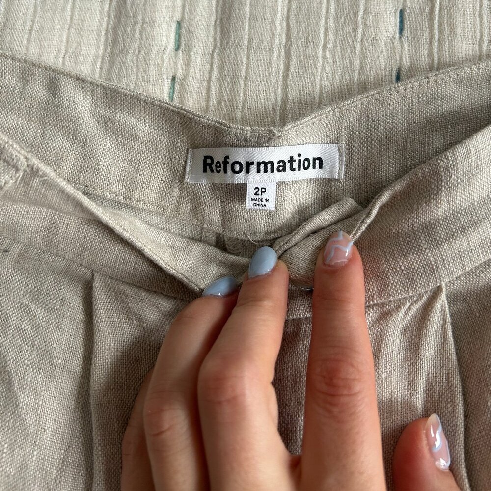Reformation Petites Alex Linen Pant, Oatmeal -- 2P - Picture 5 of 7